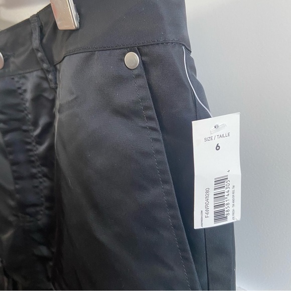 Joe Fresh Black Nylon Cargo Skirt - Picture 5 of 13